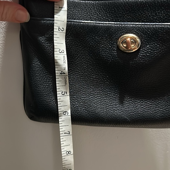 Coach purse - Picture 6 of 6